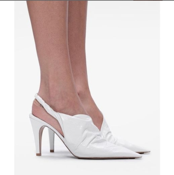 Bottega Veneta Shoes - NWT$930 Bottega Veneta White The Point Slingback Mules 90 Twist Pumps Heels